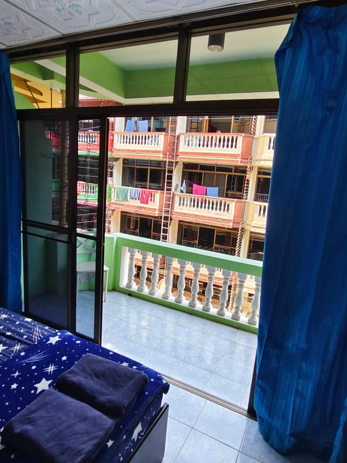 Yuri Guesthouse หาดจอมเทียน ภายนอก รูปภาพ